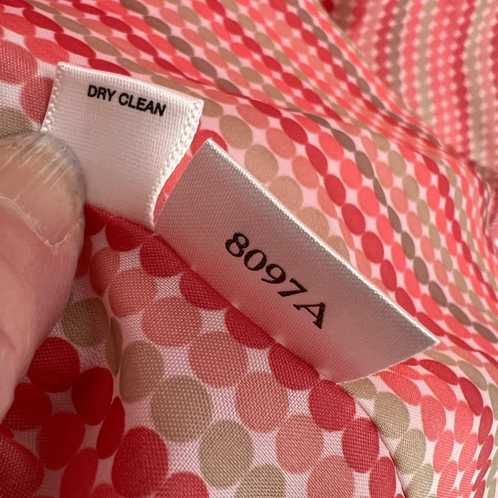 LOFT PETITES NWOT RAIN COAT W/POLKA‎ DOT LINING, DEEP POCKETS, STYLISH WELL MADE - Picture 9 of 9